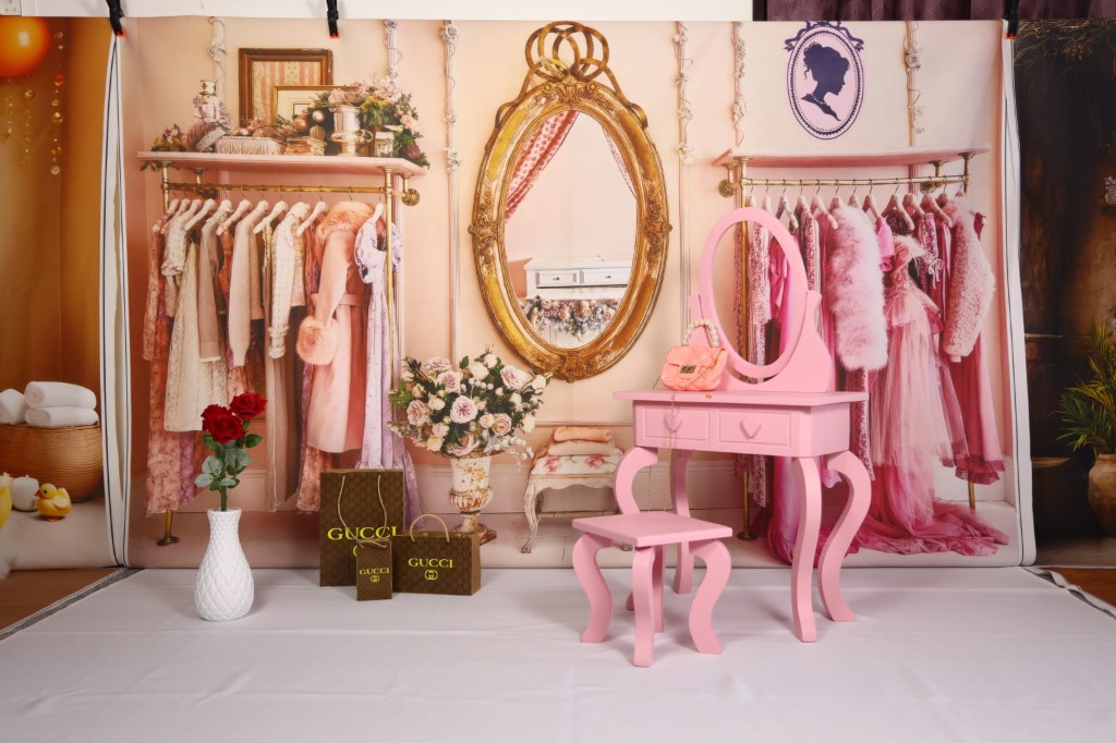 Princess Vanity Dressing Room Theme